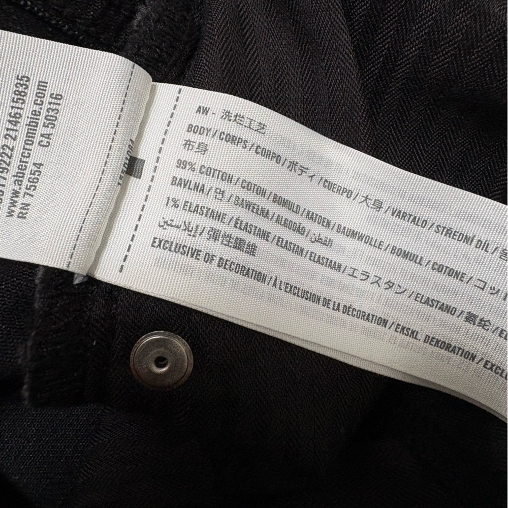 Abercrombie & Fitch Black High-Rise Skinny Jean with Split Inseam - Picture 8 of 8